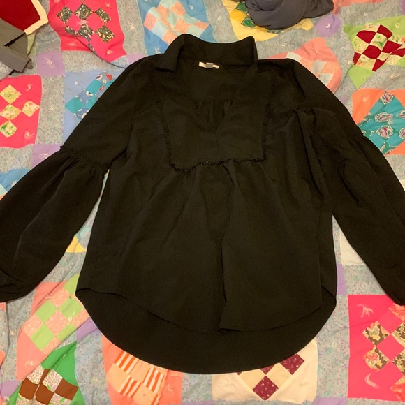 Black blouse, V neck, puffy sleeves - Picture 1 of 2